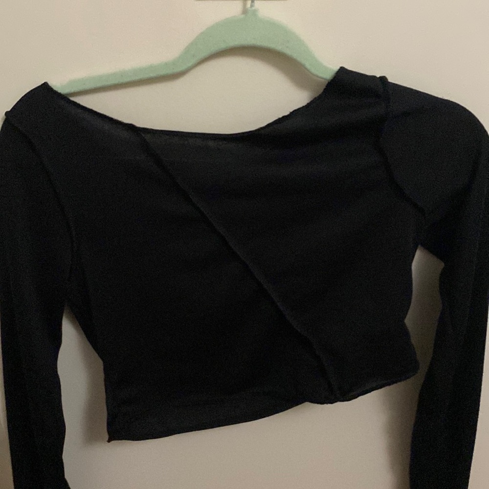 Black Long Sleeved Top